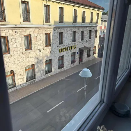 Rosa Canina 2 - Centar Lejlighed